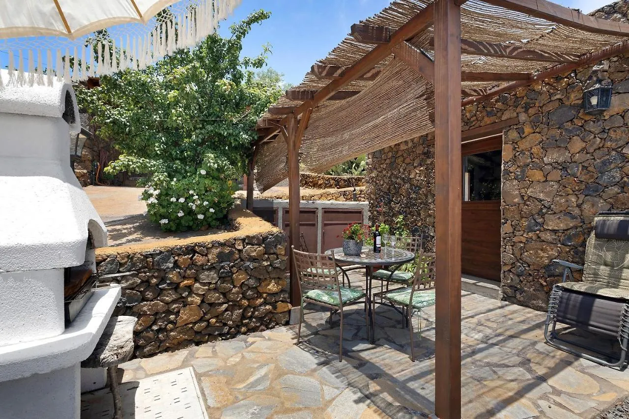 Villa La Casa De Abajo Valverde  Сasa de vacaciones Valverde (El Hierro)